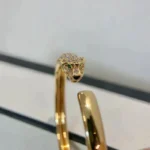 Chic Gold Panther Bracelet with Sparkling Accents - Image 5