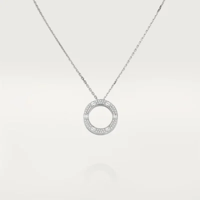 Chic Silver Circle Pendant Necklace with Elegant Stone Detailing 1