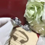 Double Panthere Silver Cuff Bracelet for a Bold and Elegant Look - Image 4