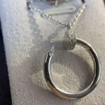 Elegant Silver Circle Pendant Necklace for Timeless Style - Image 2